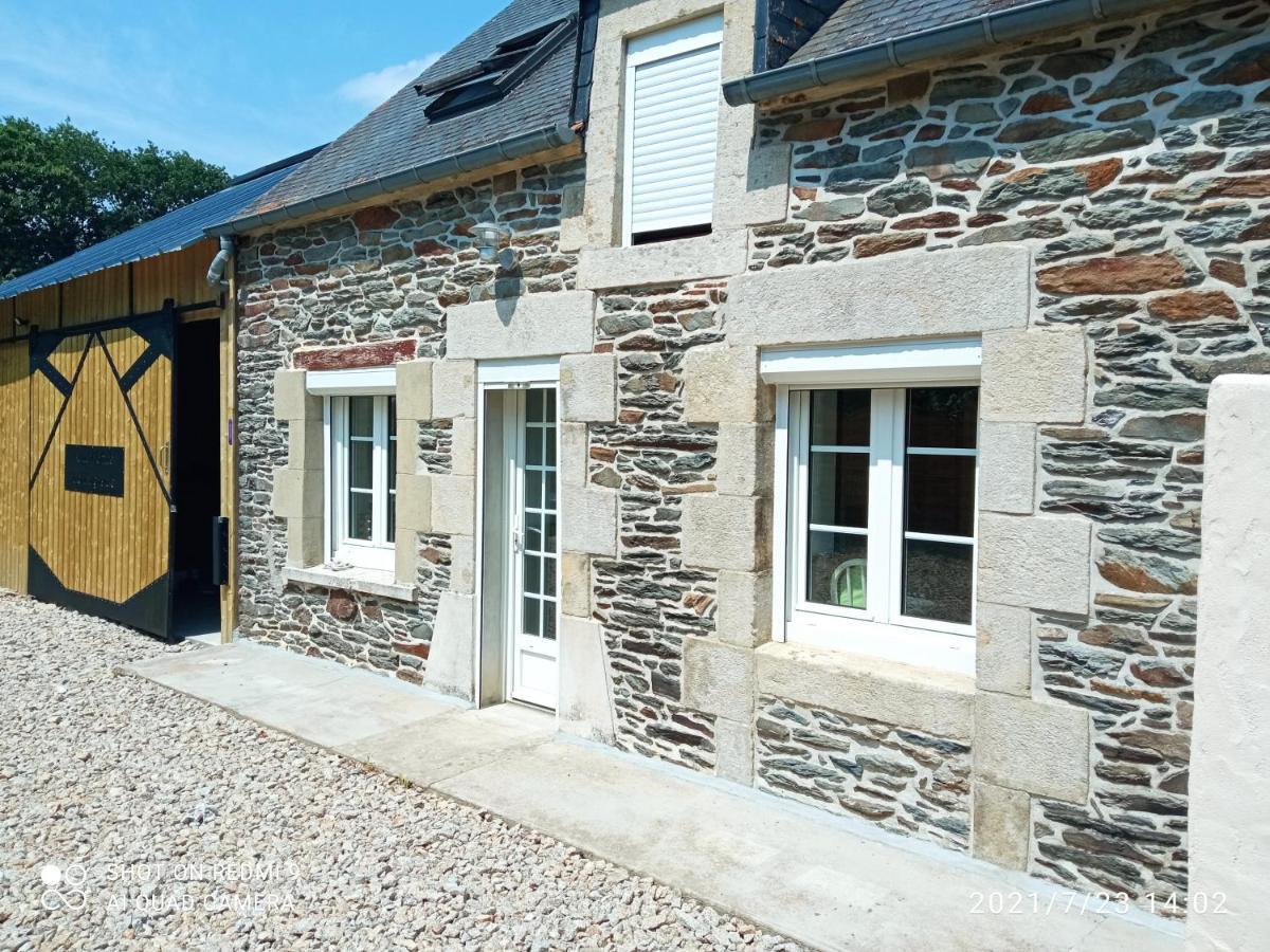 Villa Le Petit Loft De La Chataigneraie Guégon Exterior foto